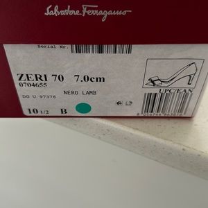 Brand new Ferragamo Agnello in Black